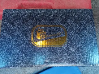 Set di Porcellana Italiana: Tazze e Piatto