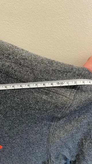 Sudadera Adidas Gris Talla XL con Forro Rojo