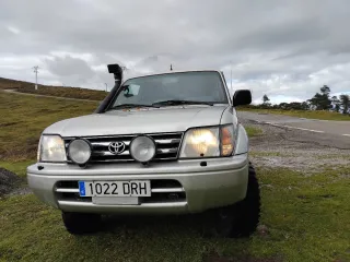 Toyota Land Cruiser 90 1999