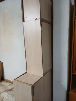 Armarios de cocina madera y plástico