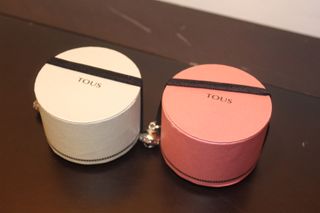 Cajas joyero TOUS COLOR rosa y gris perla