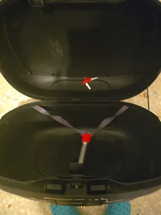 Baúl Moto Shad 46L Negro