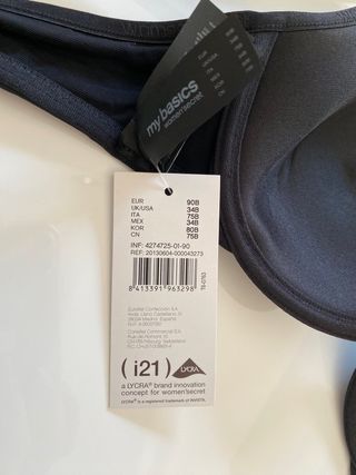 Sujetador Women Secret 90B con aros y foam. Basico