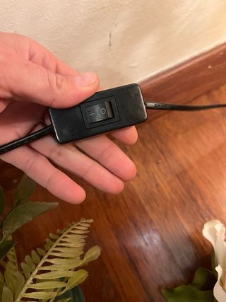 Lampada vintage con paralume in pizzo