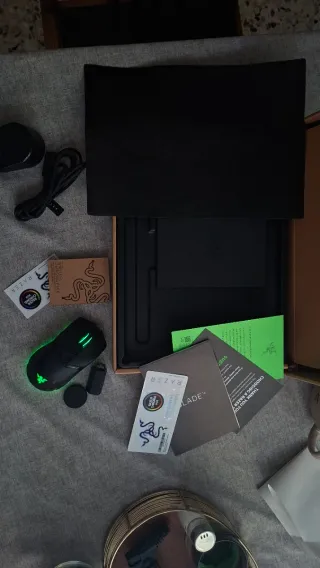 Razer Blade 14 RTX 4070 | Ryzen 9 8945HS