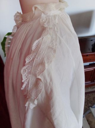 Albas sacerdotales antiguas hilo y tul bordado