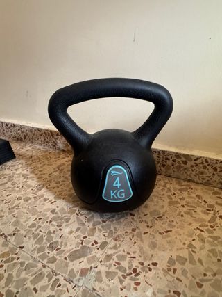 Banco de pesas y accesorios gimnasio