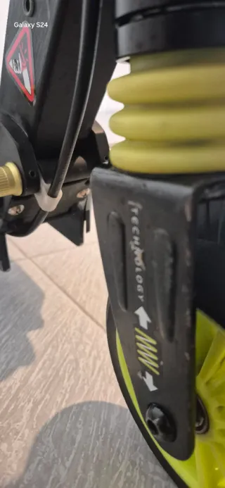 Patinete infantil niños Plegable suspensión frenos