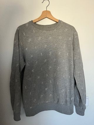 Jersey H&M gris letras talla M