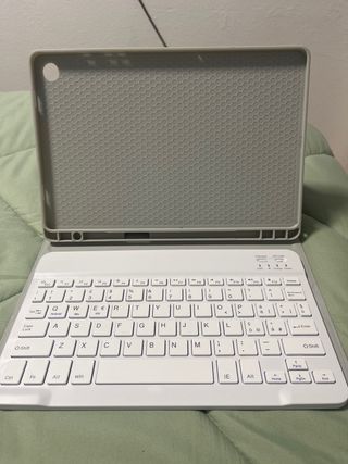 Funda y Teclado para Tablet Blanco