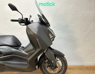 YAMAHA XMAX 125
