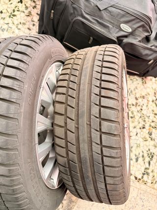 Llantas originales Fiat 500 15” + neumáticos