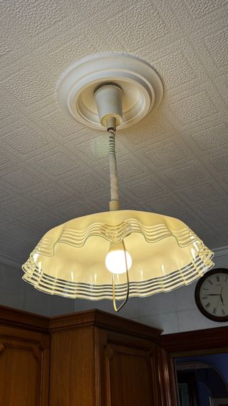 Lámpara colgante de cristal y plástico