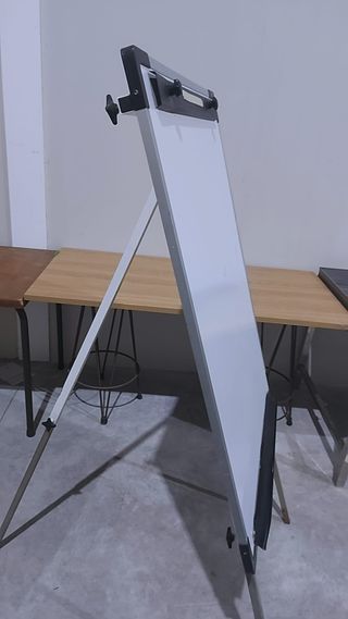 Pizarra Profesional con Soporte