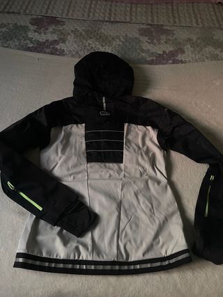 Chaqueta técnica Kalvin Klein chica XS