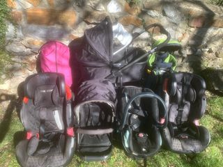 Conjunto cochecito y sillas de bebé