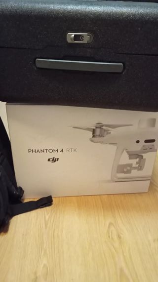 DJI Mini 2 Fly More Combo + Phantom 4 RTK