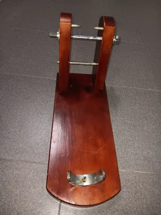 Jamonero de madera