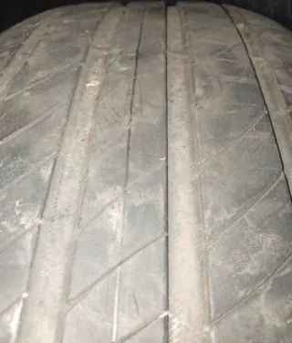 Neumáticos Michelin 215/65 R17 103V