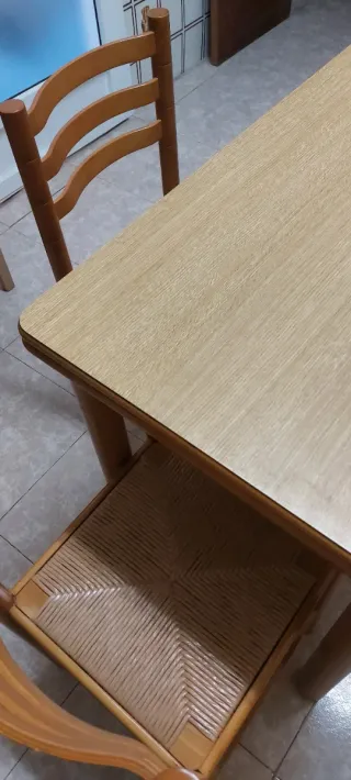 Mesa y 4 Sillas Cocina Madera Rattan