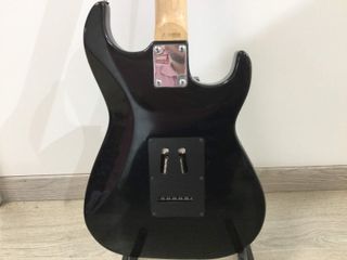 CHITARRA ELETTRICA GREG BENNETT MALIBU E20451