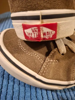 Vans Talla 35 Marron/verde. Poco uso.