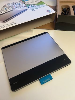 Tableta Gráfica Wacom Intuos Creative Pen & Touch