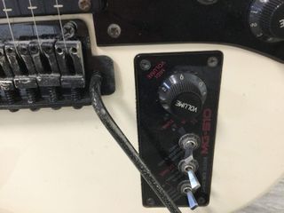 CHITARRA ELETTRICA CASIO MG-510 E39975