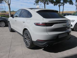 Porsche Cayenne 2021