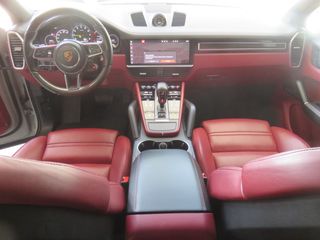 Porsche Cayenne 2021