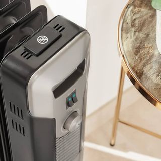 Radiador Eléctrico Marrón y Negro