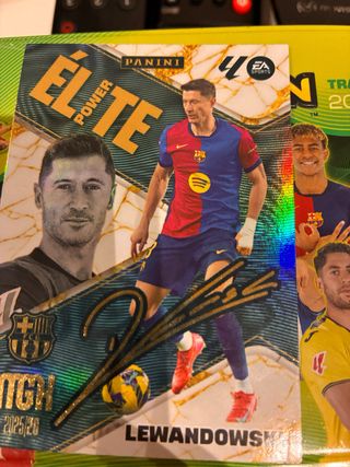 Cromo Élite Power Lewandowski Panini 2025/26