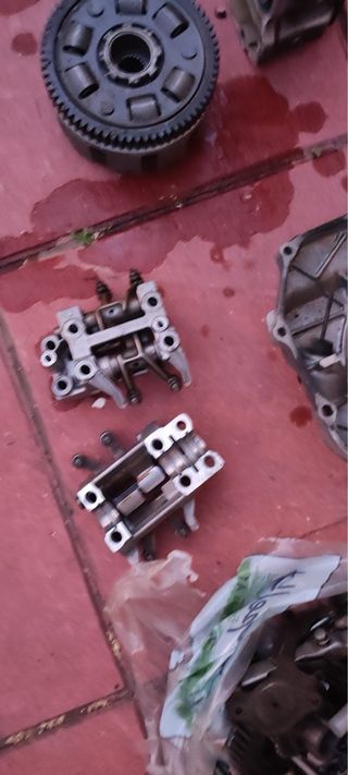 Piezas varias Honda Dauville 700