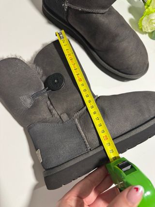 Botas UGG Mujer Talla 40 Gris