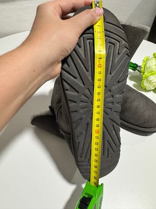 Botas UGG Mujer Talla 40 Gris