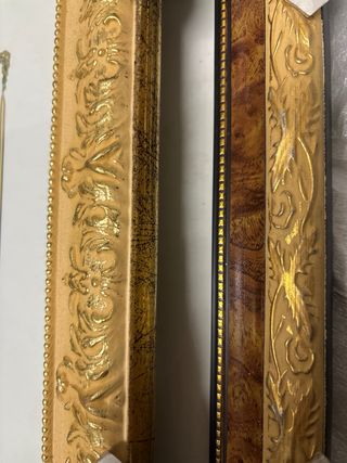 Dos cuadros iguales con diferentes marcos