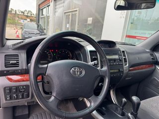TOYOTA Land Cruiser 3.0 D4D VX