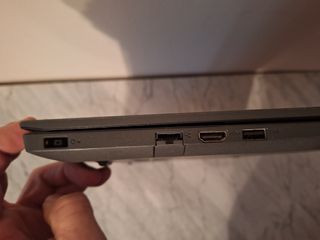 Portátil Lenovo v130-15ikb - intel i5 y 8 gb ram