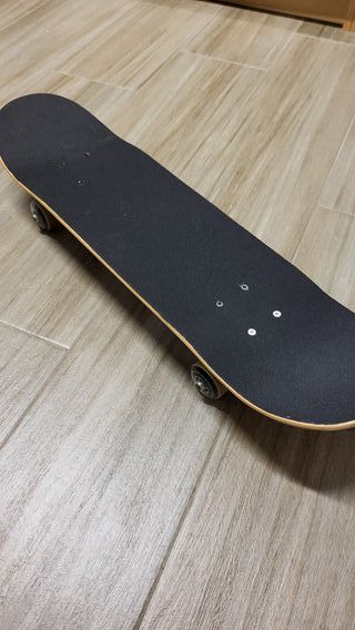 Tabla de Skate monopatín niño con protecciones