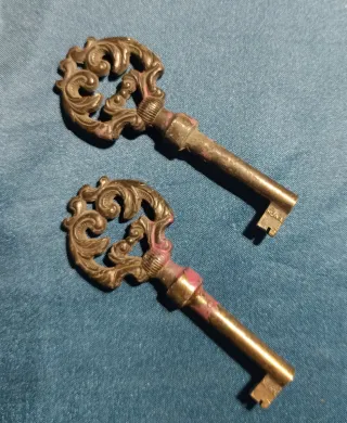 Lotto 9 Bicchieri Harting Peltro + Chiavi