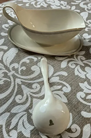 Salsiera con mestolo Bavaria