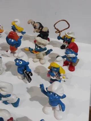 Lote de figuras de Los Pitufos