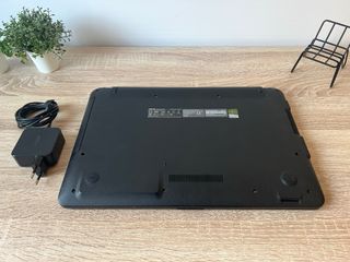 Asus Vivobook 15,6” – Enchufa y listo LEER