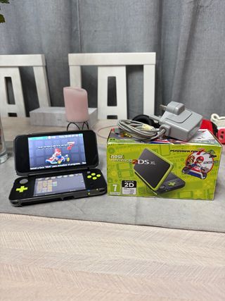 Nintendo 2DS XL Negra/Verde