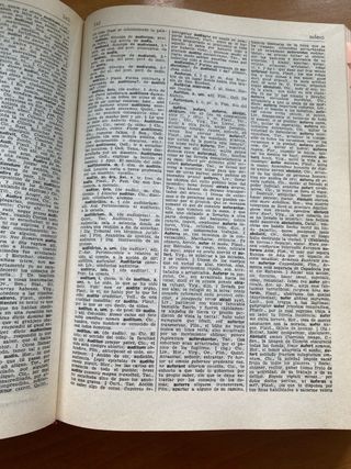 Diccionario latín-español Blánquez