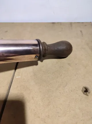 Antiguo pulverizador de cobre