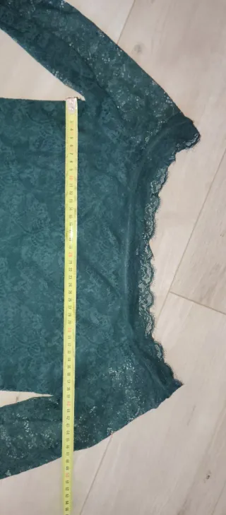 Camiseta encaje verde oscuro