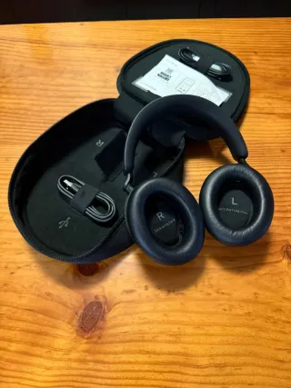 Sennheiser Accentum Plus Negros