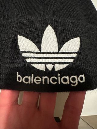 Cappello Adidas x Balenciaga nero