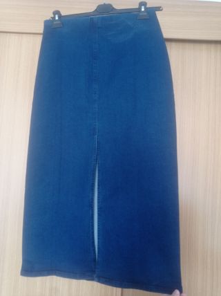 Falda midi vaquera Pull&Bear azul